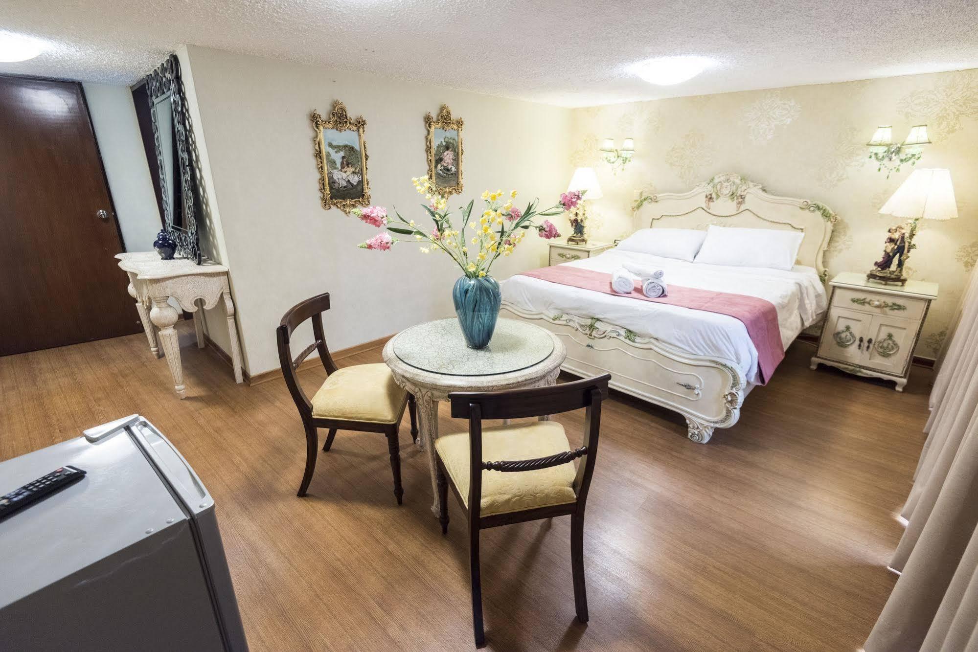 Inti Killa Hostel リマ エクステリア 写真